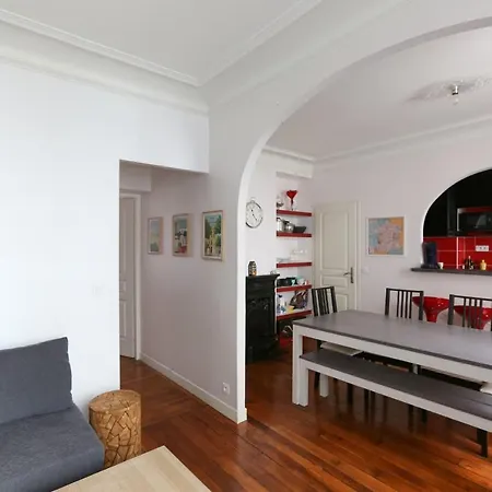 Modern Apartment With A Lot Of Charm In Paris Apartment *