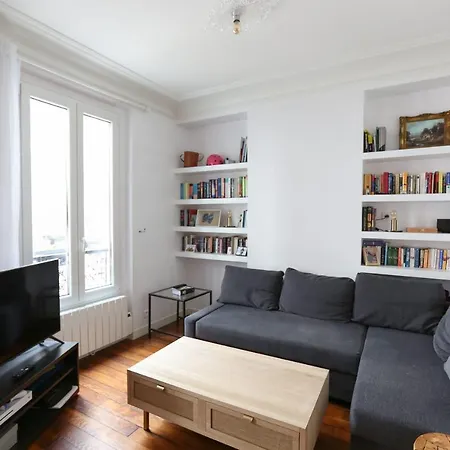 Modern Apartment With A Lot Of Charm In Paris *
